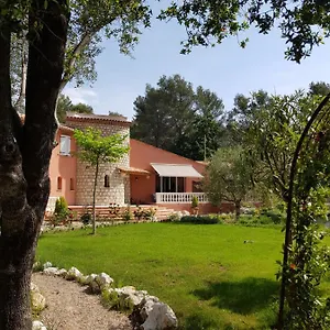 Mas D'azur Bed & Breakfast