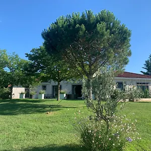  Bed & Breakfast Le Clos Du Pontet Frankrijk