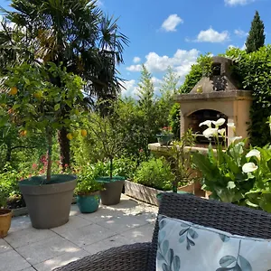  Bed & Breakfast Le Relais Des Malettes Frankrijk