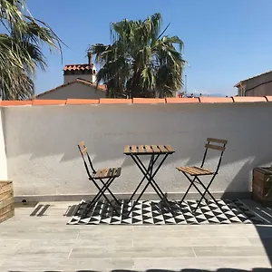Couette-café Les D'agatha, Sanary-sur-Mer
